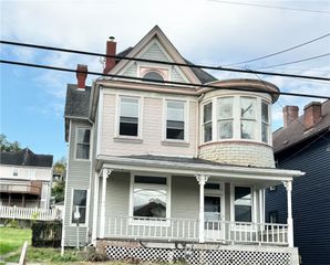 613 Crest Ave, Charleroi Boro, PA 15022