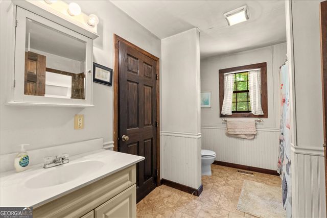 251 Old Stagecoach Road, Carrollton, GA 30116