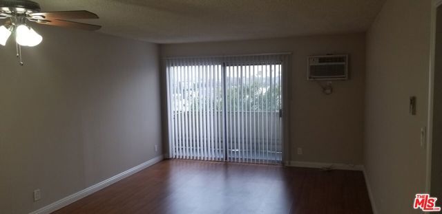 124 N Oxford Avenue, Los Angeles, CA 90004