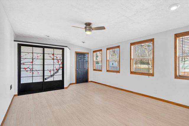 1345 E Walnut Street, Springfield, MO 65802