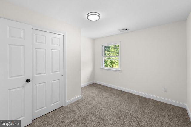 41 STONETOWN RD, Birdsboro, PA 19508