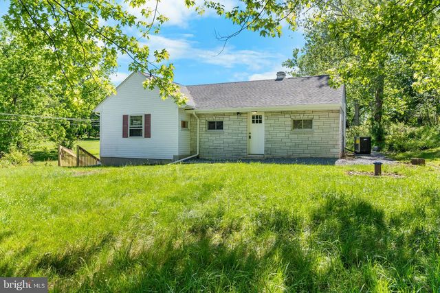 41 STONETOWN RD, Birdsboro, PA 19508