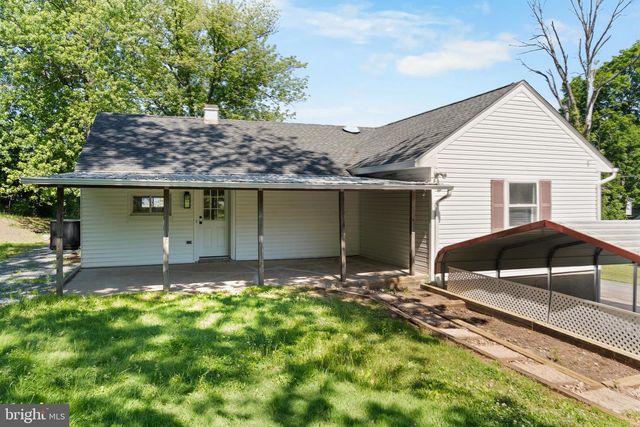 41 STONETOWN RD, Birdsboro, PA 19508