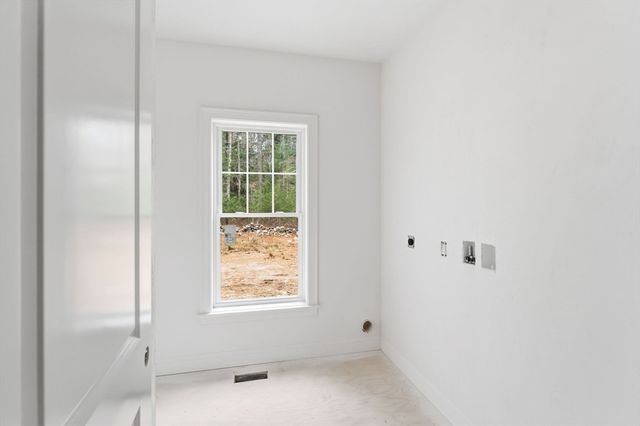 Lot 2 Yew St., Douglas, MA 01516