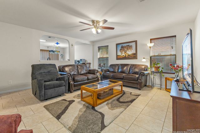 427 Stable Vista, San Antonio, TX 78227