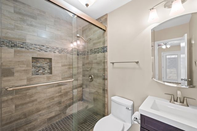 750 Shaker Drive 501, Lexington, KY 40504