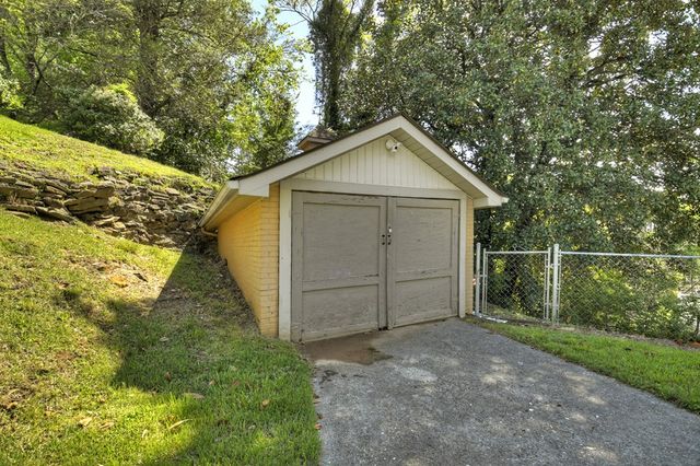 102 Riverview Street, Copperhill, TN 37317