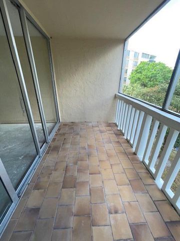 7091 Environ Boulevard 347, Lauderhill, FL 33319