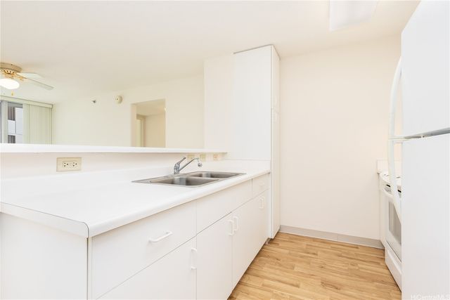 3009 Ala Makahala Place 504, Honolulu, HI 96818