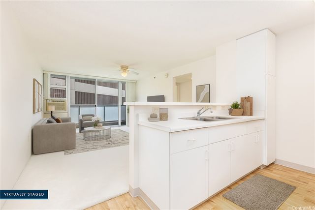 3009 Ala Makahala Place 504, Honolulu, HI 96818