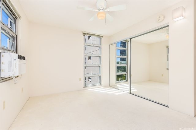 3009 Ala Makahala Place 504, Honolulu, HI 96818