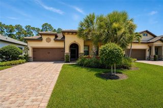 9432 Purple Martin CT, Naples, FL 34120