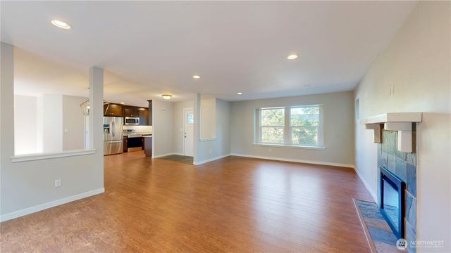 8836 E B Street, Tacoma, WA 98445