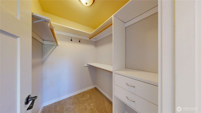 8836 E B Street, Tacoma, WA 98445