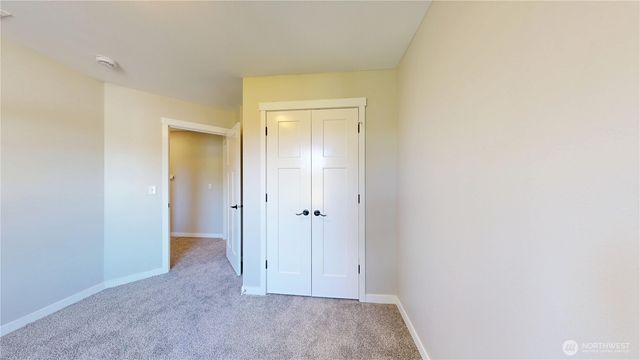 8836 E B Street, Tacoma, WA 98445