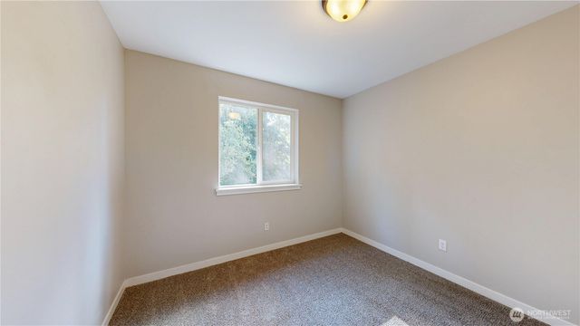 8836 E B Street, Tacoma, WA 98445