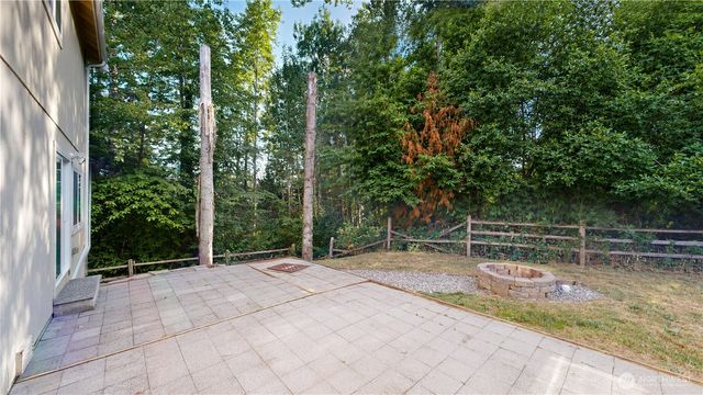 8836 E B Street, Tacoma, WA 98445