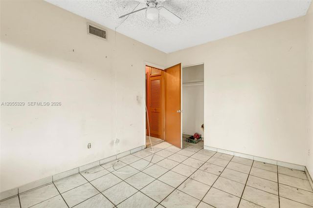 9921 SW 165th Ter, Miami, FL 33157
