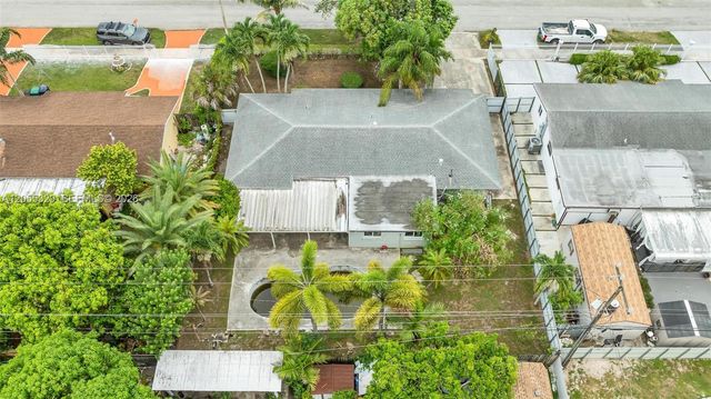9921 SW 165th Ter, Miami, FL 33157