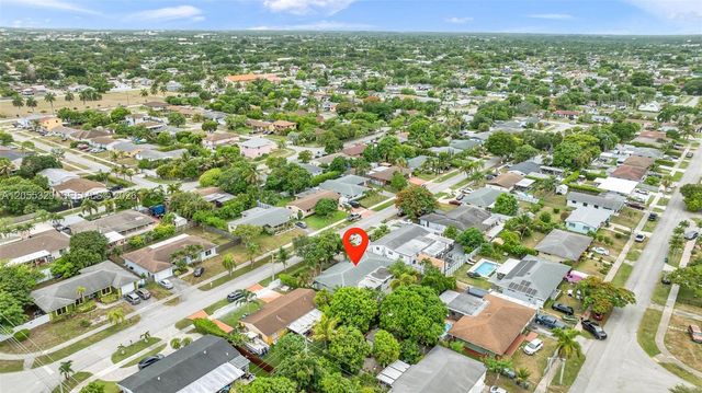 9921 SW 165th Ter, Miami, FL 33157
