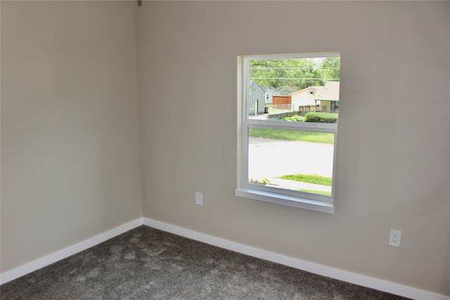 1615 56th Street, Des Moines, IA 50310