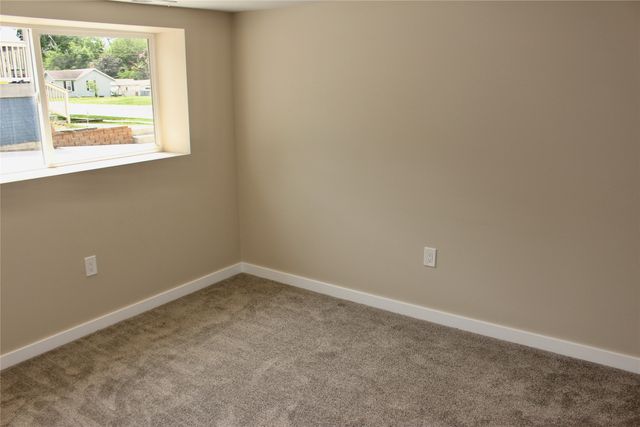 1615 56th Street, Des Moines, IA 50310