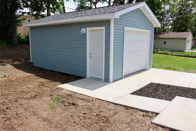 1615 56th Street, Des Moines, IA 50310