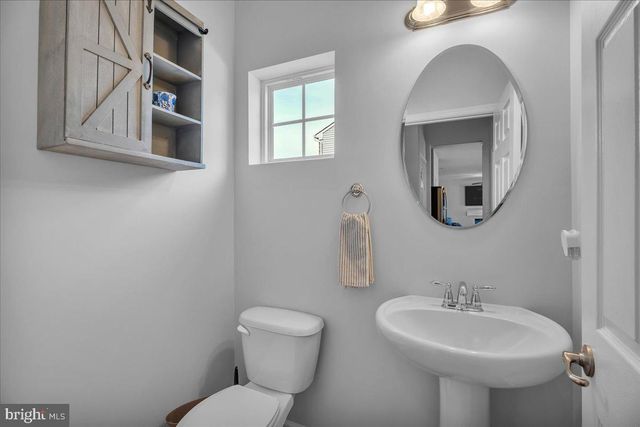 256 STAGGERBUSH RD, Williamstown, NJ 08094