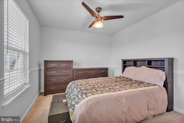 256 STAGGERBUSH RD, Williamstown, NJ 08094