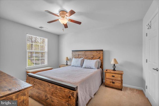 256 STAGGERBUSH RD, Williamstown, NJ 08094