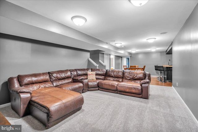 256 STAGGERBUSH RD, Williamstown, NJ 08094
