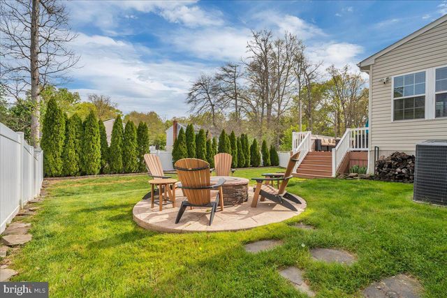 256 STAGGERBUSH RD, Williamstown, NJ 08094