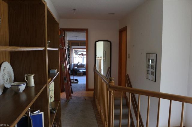 109 Black Bass LN, Knotts Island, NC 27950