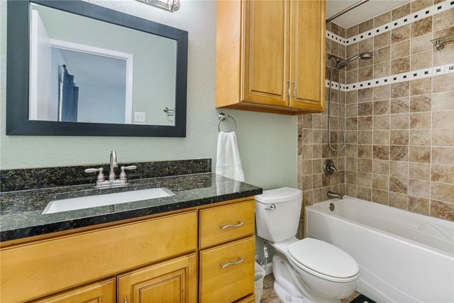 756 Alhambra Dr, Corpus Christi, TX 78418