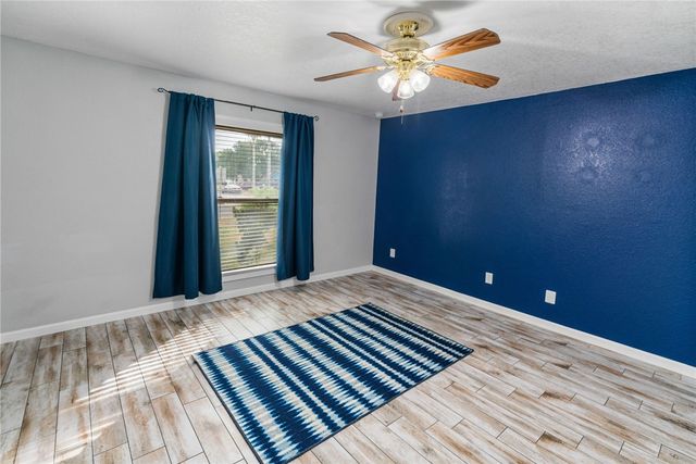 756 Alhambra Dr, Corpus Christi, TX 78418