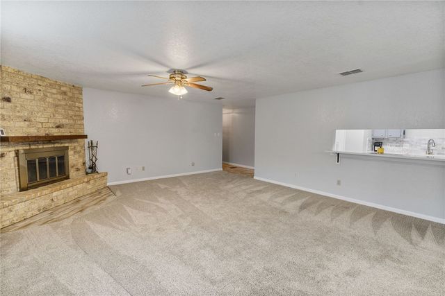 756 Alhambra Dr, Corpus Christi, TX 78418