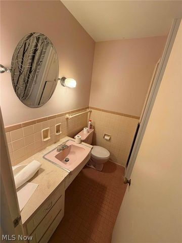 5022 Lawndale Street NW, Canton, OH 44708