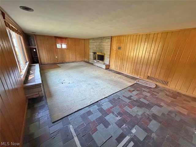 5022 Lawndale Street NW, Canton, OH 44708