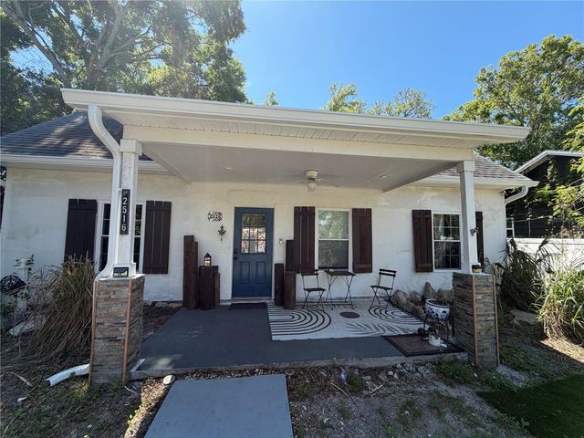 2516 3RD AVENUE S, St Petersburg, FL 33712