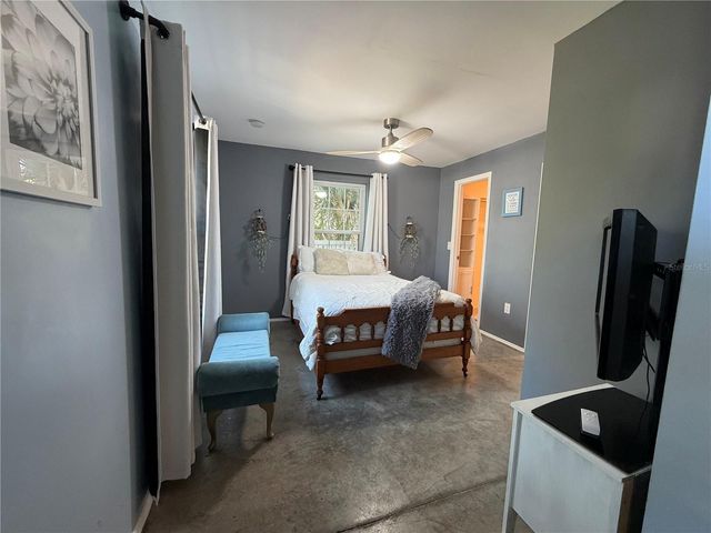 2516 3RD AVENUE S, St Petersburg, FL 33712