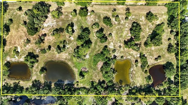 6821 Rich RD, North Fort Myers, FL 33917