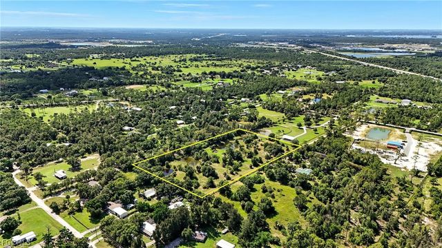 6821 Rich RD, North Fort Myers, FL 33917