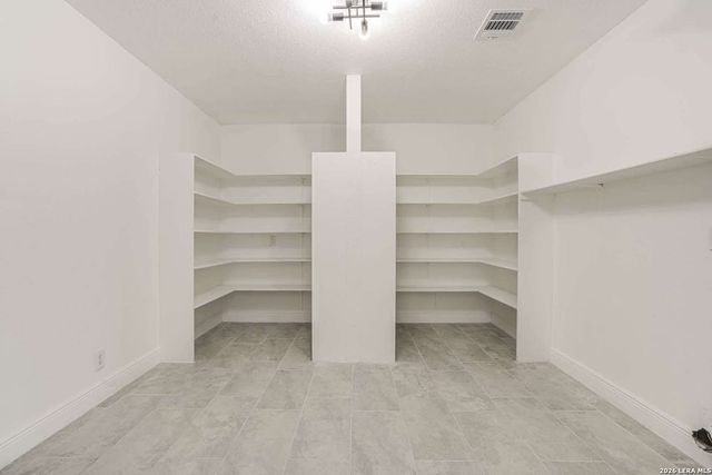 818 Camel Back, New Braunfels, TX 78130