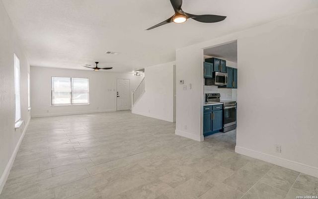 818 Camel Back, New Braunfels, TX 78130