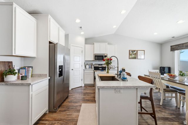 1175 W SILVER HOLLOW RD, Syracuse, UT 84075