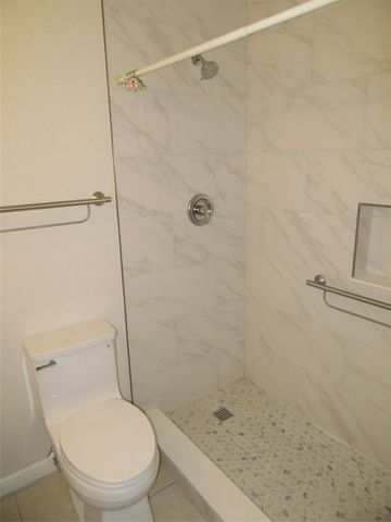 440 N SPRING LAKE BOULEVARD NW, Port Charlotte, FL 33952