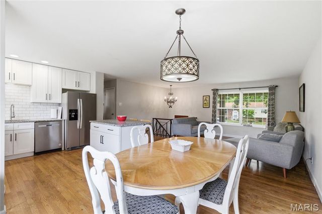 913 Sherwick Terrace, Manchester, MO 63021