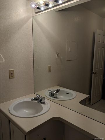 9160 E Arbor Circle E C, Englewood, CO 80111