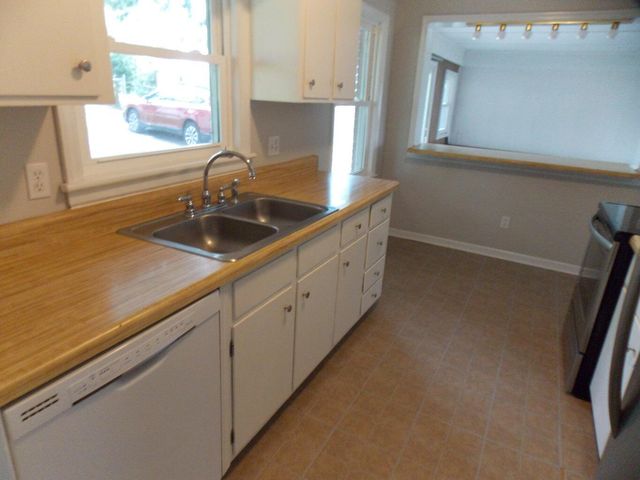 1439 Brushy Mountain DR, Salem, VA 24153