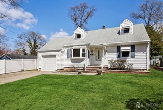 44 Colonia Place, Colonia, NJ 07067